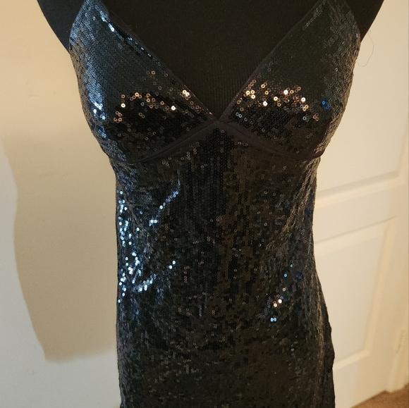 VICTORIA SECRET SEQUINS TOP ! - Picture 4 of 5